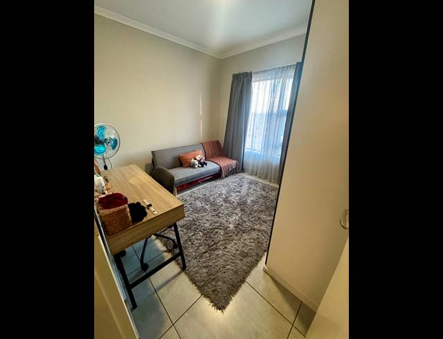 2 BEDROOM APARTMENT FOR SALE IN BRENTWOOD